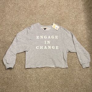 • universal thread graphic sweatshirt •